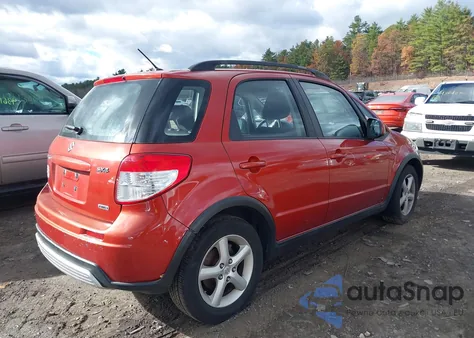 2008 Suzuki Sx4 Convenience/Touring z USA, uszkodzony, nr VIN JS2YB413985107162